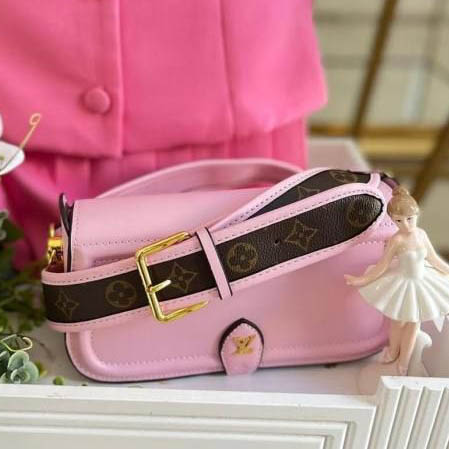 Louis Vuitton LV Canta Officer Pink Pochette Bag-2