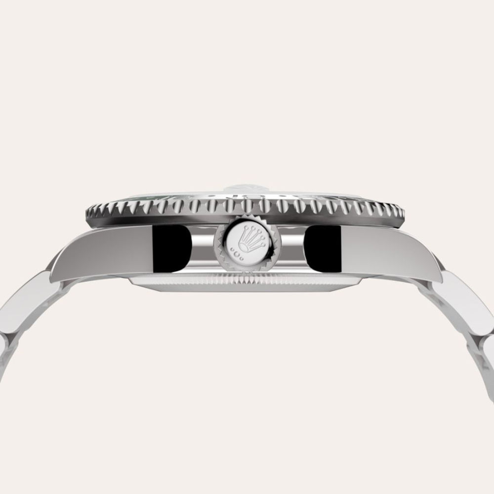 Rolex GMT-Master II Oyster, 40 mm, Green Dial Watch M126729VTNR-0001-4