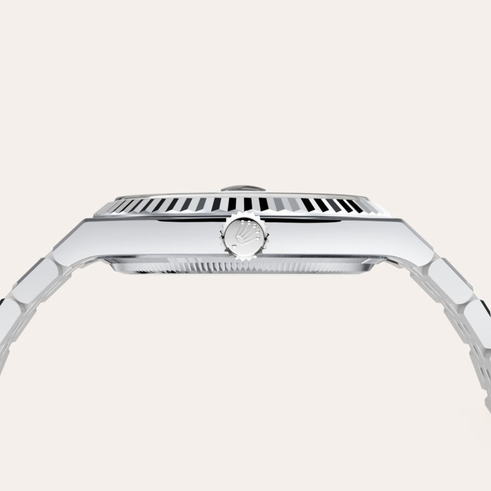 Rolex Land-Dweller Oyster, 40 mm, Platinum and Blue Dial Watch M127336-0001-thumb-4