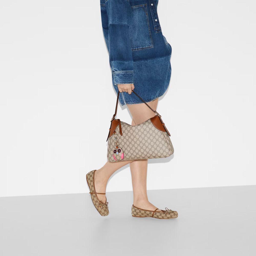 Gucci Emblem Nude Shade With White Contrast Bag-5