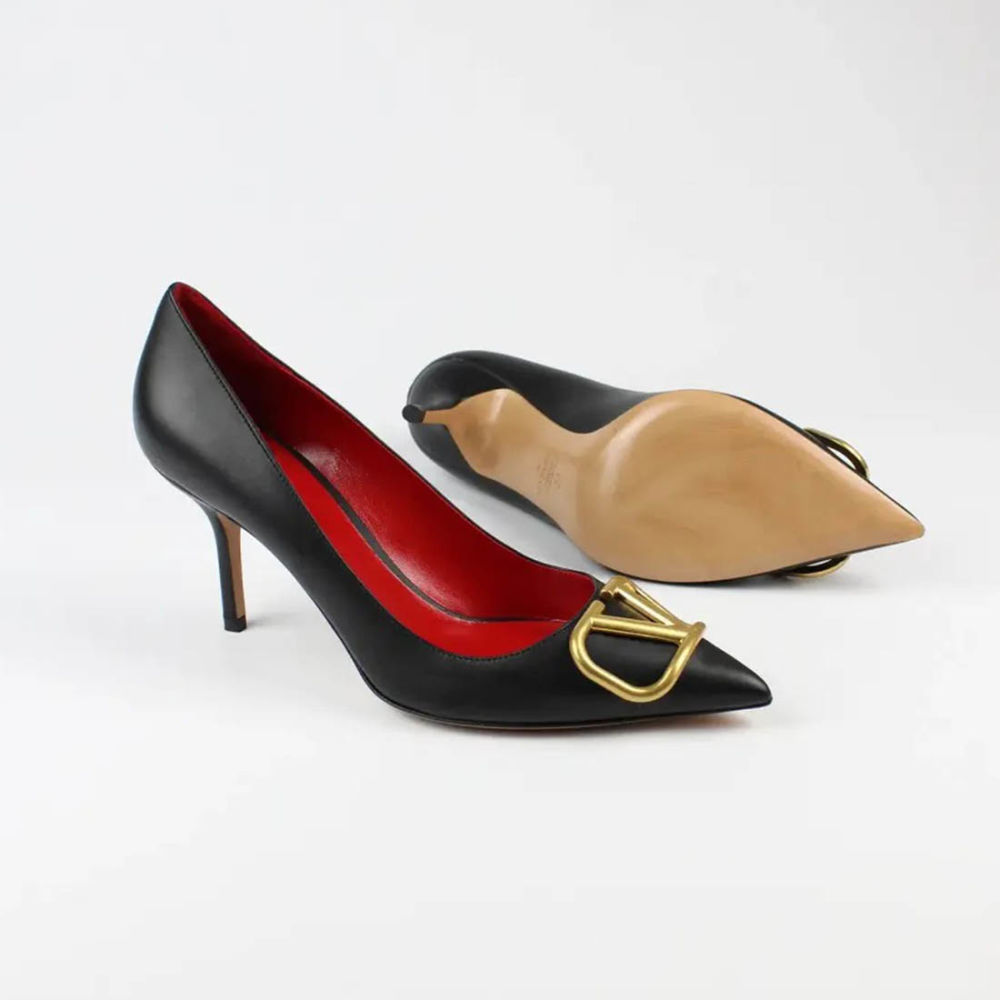 Valentino Garavani Black VLogo Pumps-3