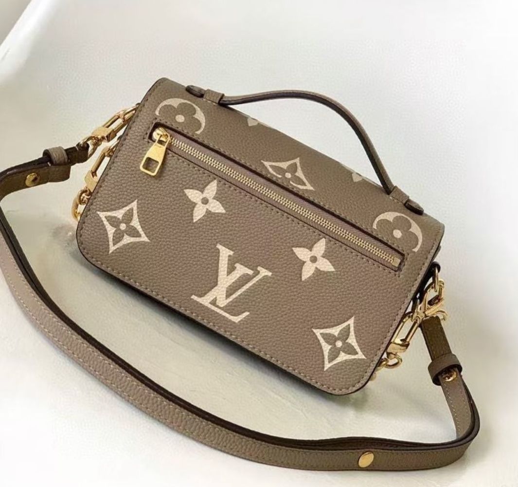 Louis Vuitton Madeleine Beige Crossbody Bag-4