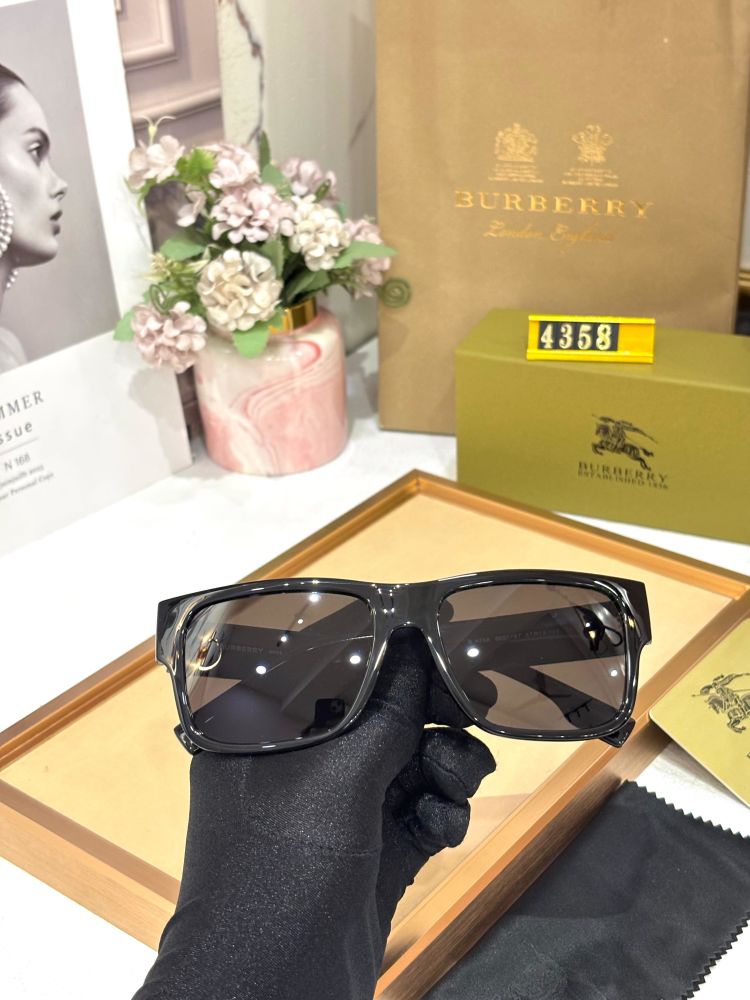 Burberry Black Premium Luxury Sunglasses-3