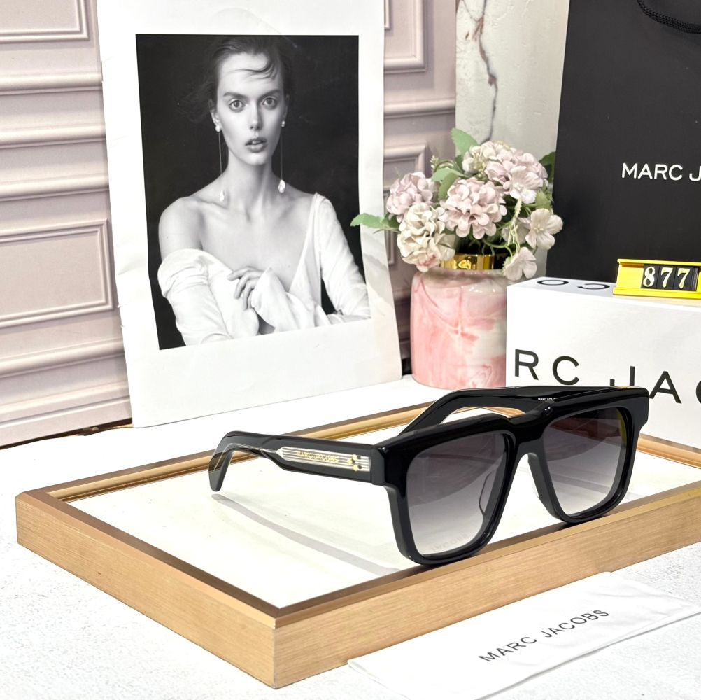 Marc Jacobs Black Luxury Sunglasses-1