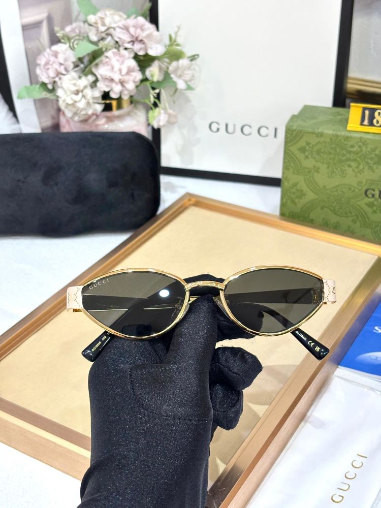 Gucci Black GG Women's Sunglasses-2