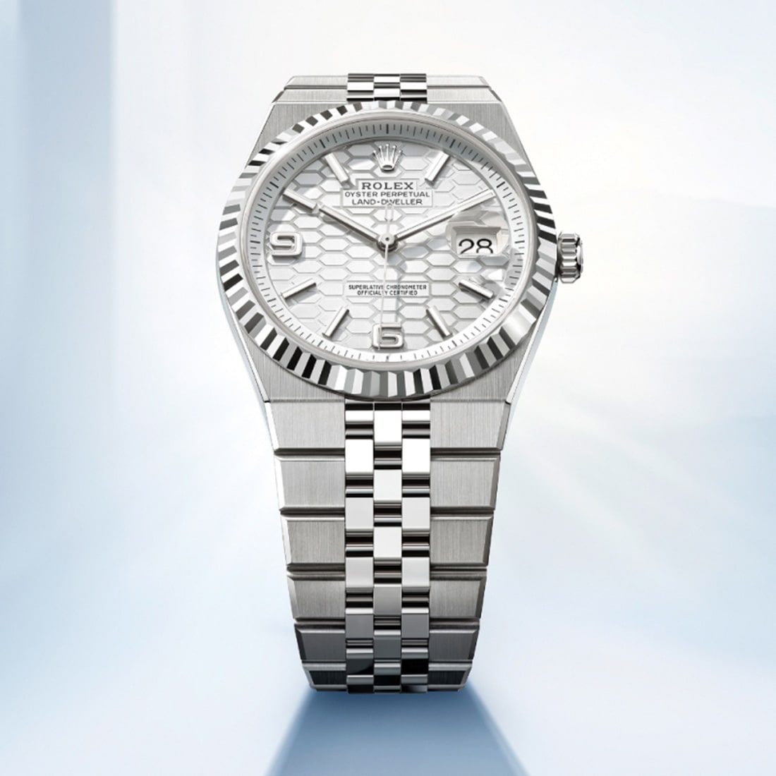 Rolex Land-Dweller Oyster, 40 mm, Oystersteel and Blue Dial Watch M127334-0001 thumbnail 9