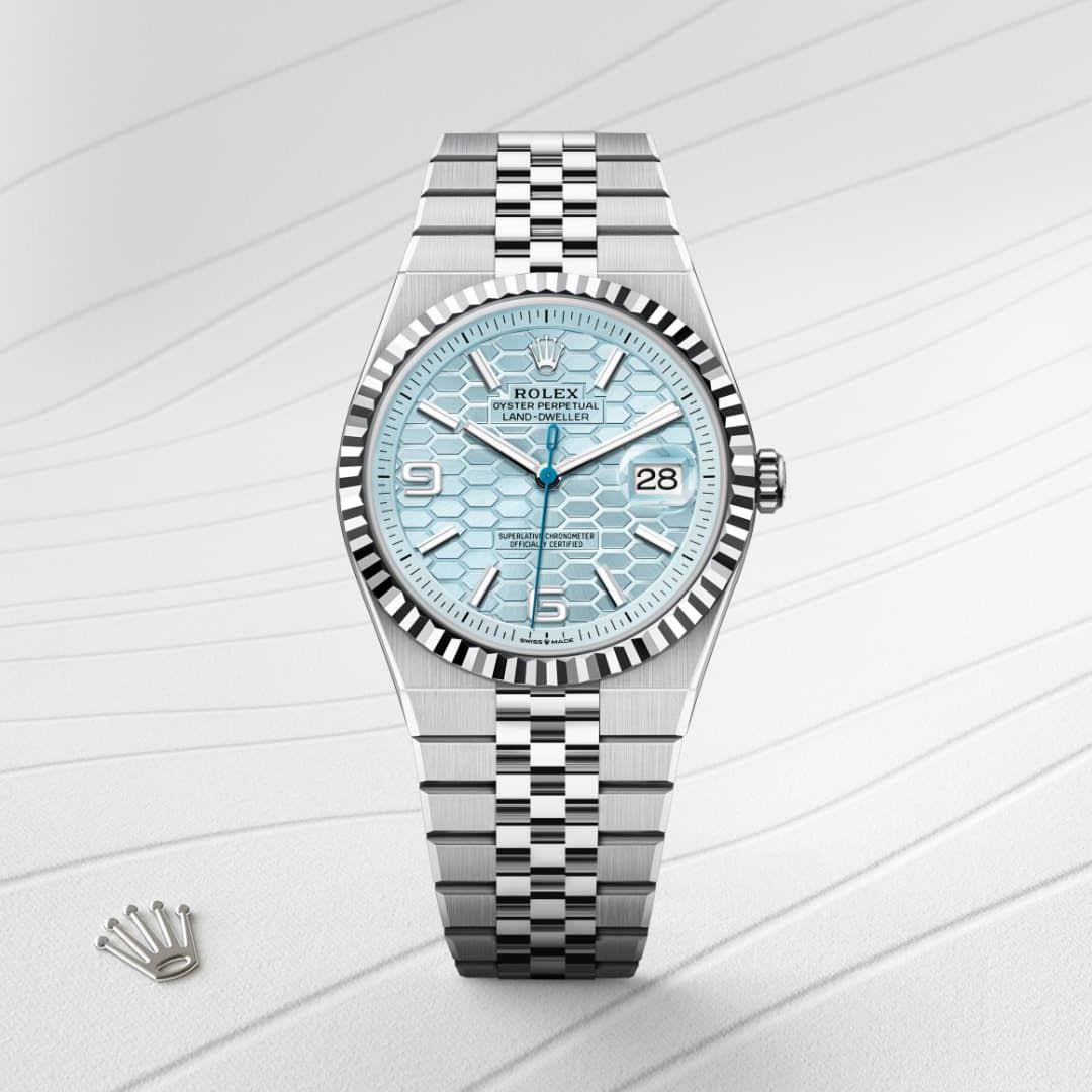 Rolex Land-Dweller Oyster, 40 mm, Platinum and Blue Dial Watch M127336-0001 thumbnail 6