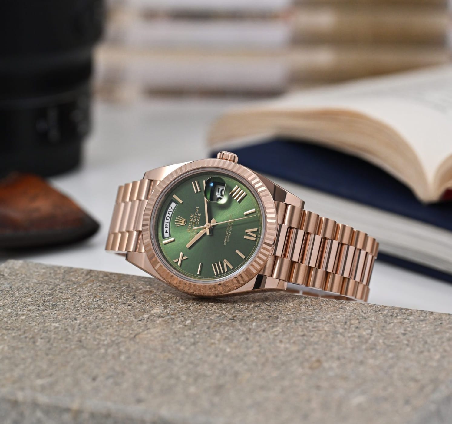 Rolex Day-Date 40 Oyster Green Dial Mens Watch 228235 thumbnail 11