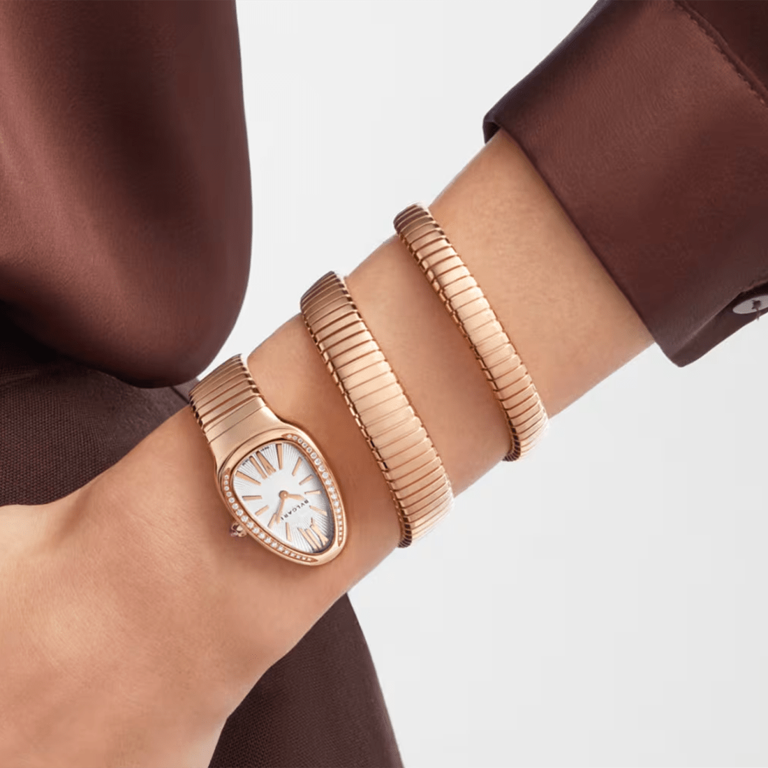 Bvlgari Luxury Serpenti Tubogas Quartz Watche for Women 103905 thumbnail 5