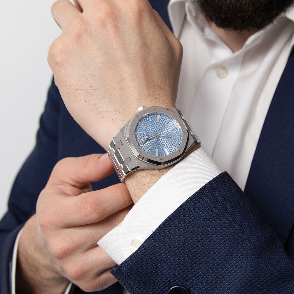 Audemars Piguet Royal Oak, Blue Dial, 41 mm 15510BC.OO.1320BC.01 thumbnail 6