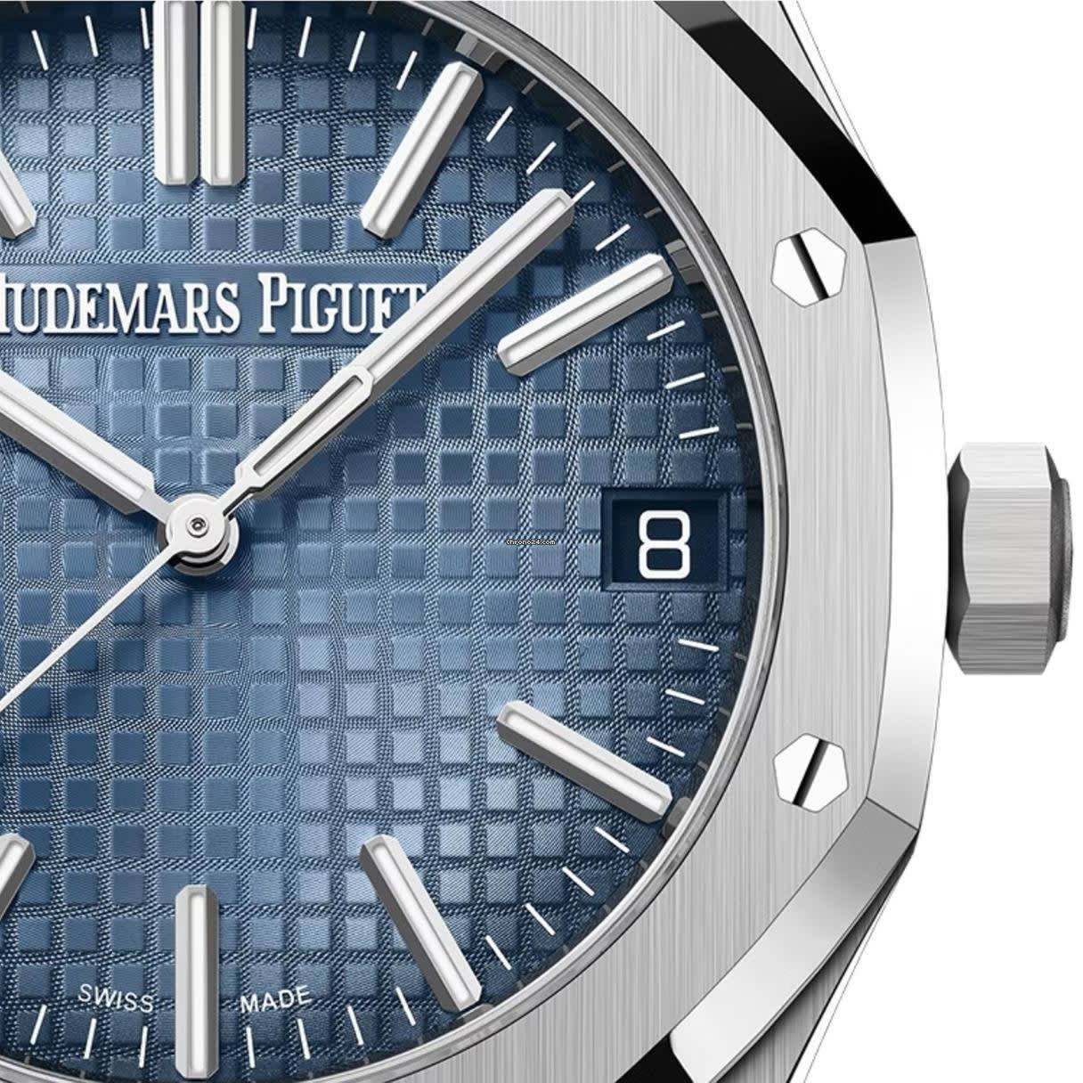 Audemars Piguet Royal Oak Special Edition White Gold With Smoked Blue Dial 15510BC.OO.1320BC.02 thumbnail 2