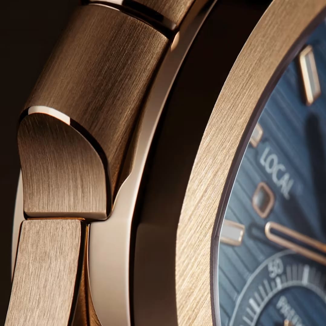 Patek Philippe Nautilus Travel Time Automatic Blue Dial Watch 5990/1R-001 thumbnail 15