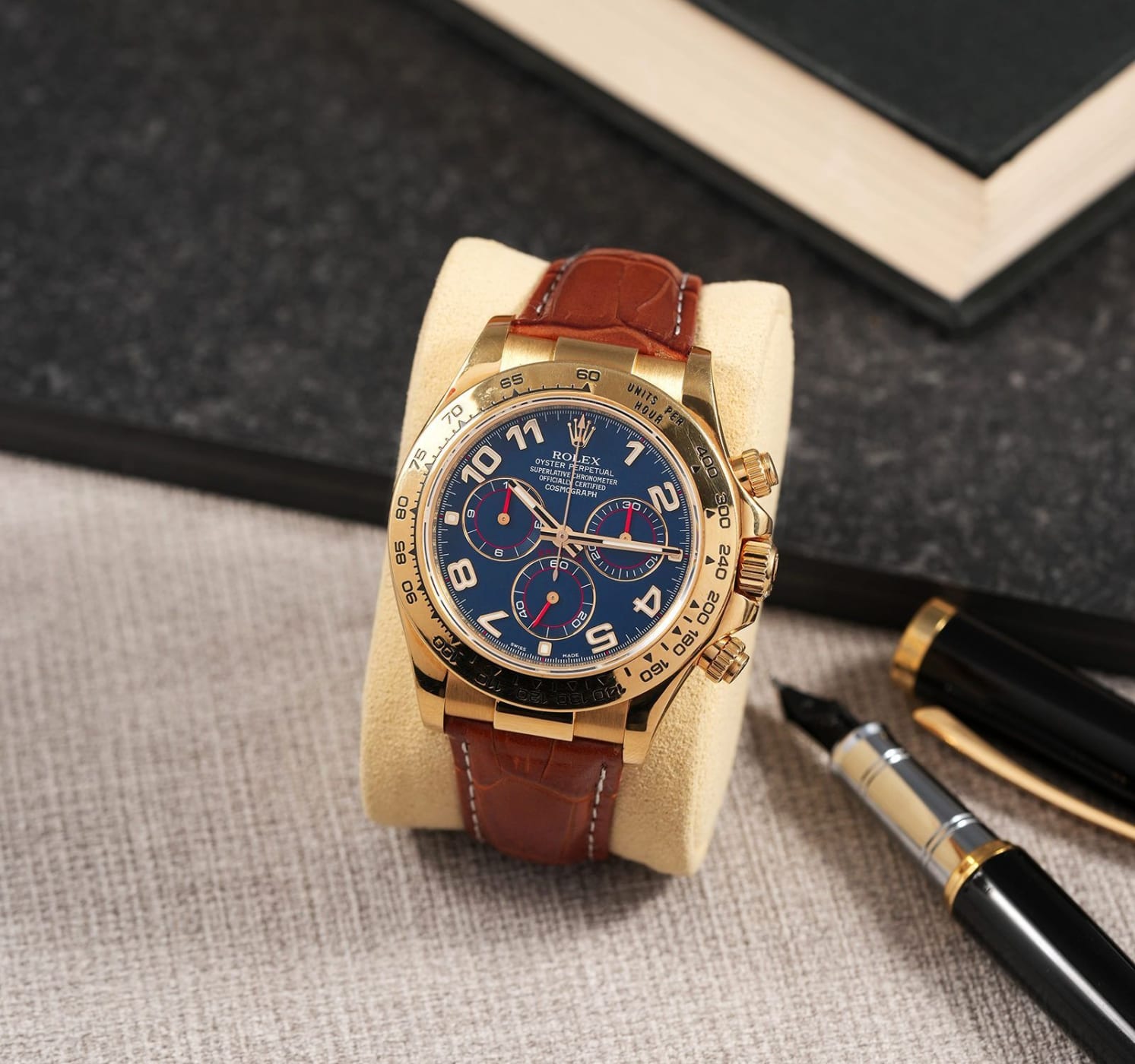 Rolex Cosmograph Daytona Blue Dial Sports Watch 116518 thumbnail 6