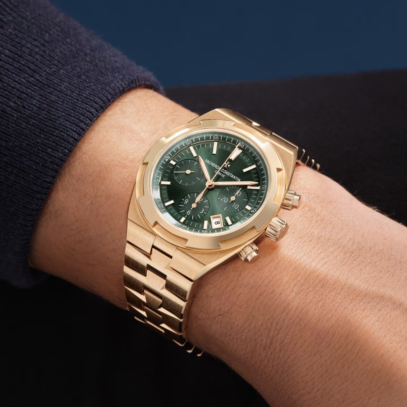 Vacheron Constantin chronograph, Overseas 42.5 mm, Automatic, 5520V/210R-B966 thumbnail 7
