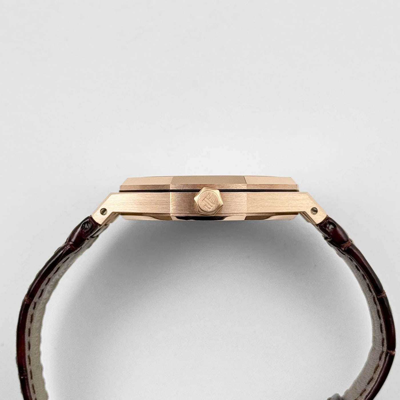 Audemars Piguet Royal Oak Selfwinding Rose Gold S 15400OR.OO.D088CR.01 thumbnail 10