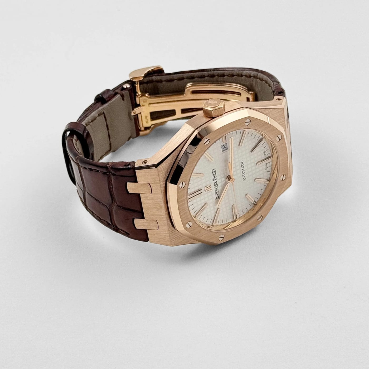 Audemars Piguet Royal Oak Selfwinding Rose Gold S 15400OR.OO.D088CR.01 thumbnail 11