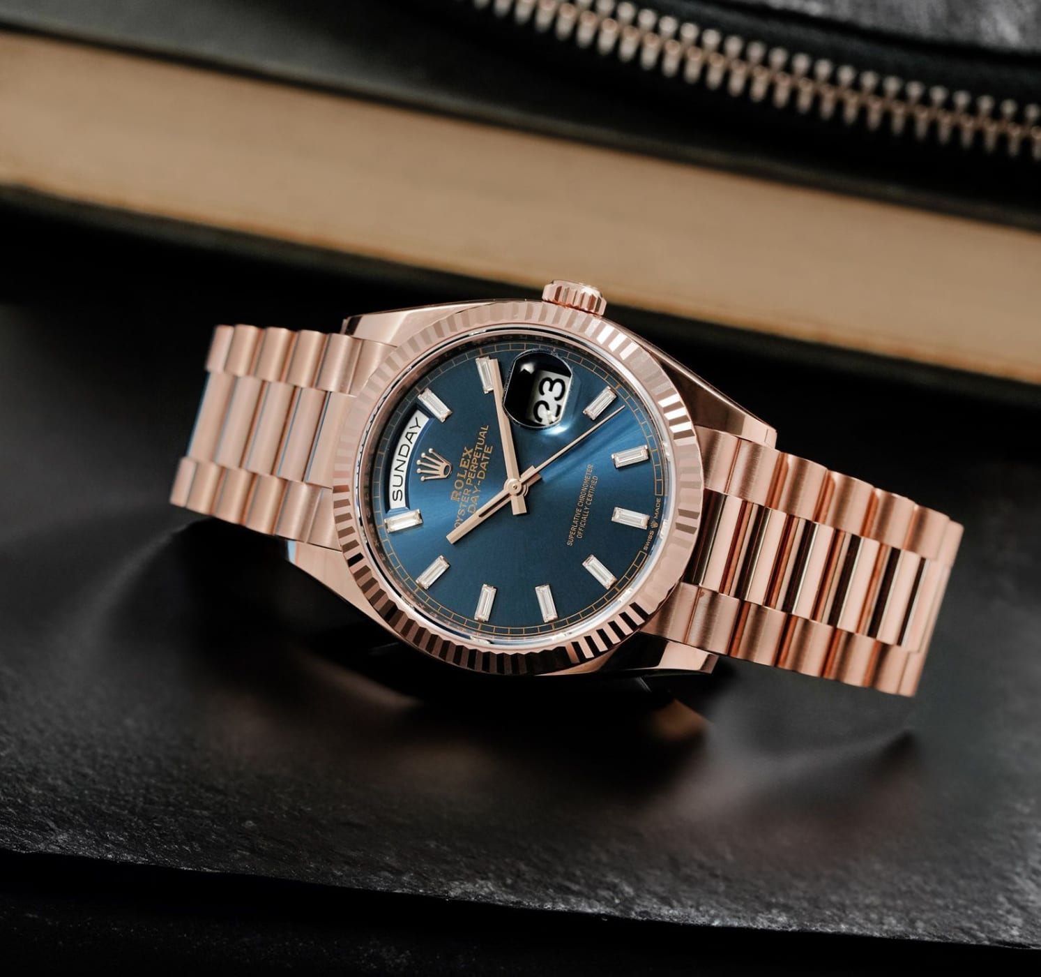 Rolex Day-Date Rose Gold, 36 mm 128235-BLUGRN10BR thumbnail 6