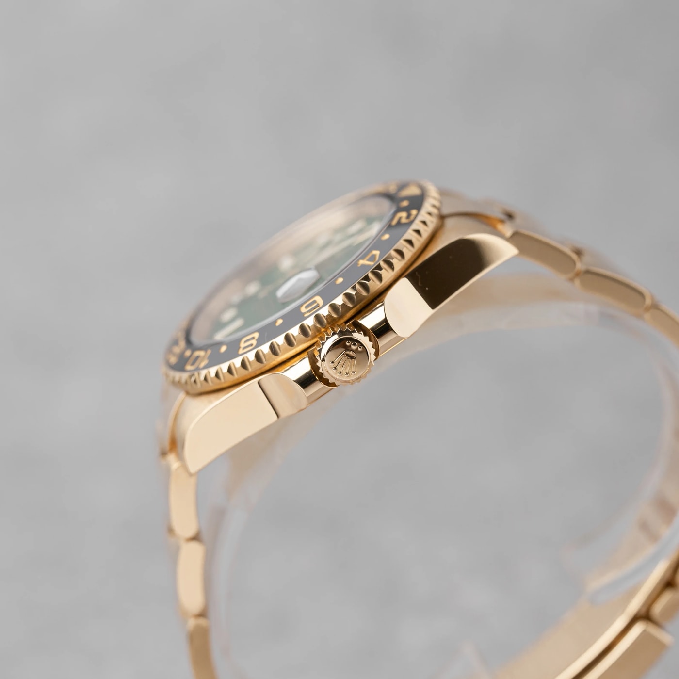 Rolex GMT-Master II Green dial 18K Yellow Gold & Ceramic Men's Watch 116718LN thumbnail 4