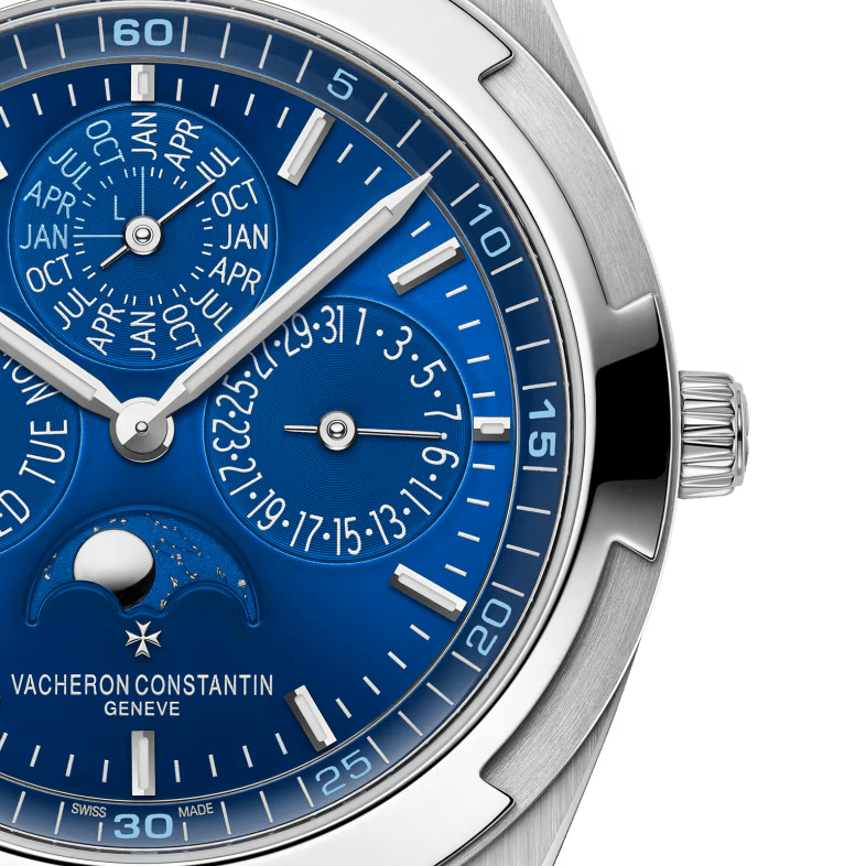 Vacheron Constantin Overseas Perpetual calendar ultra-thin White Gold 4300V/220G-B945 thumbnail 4