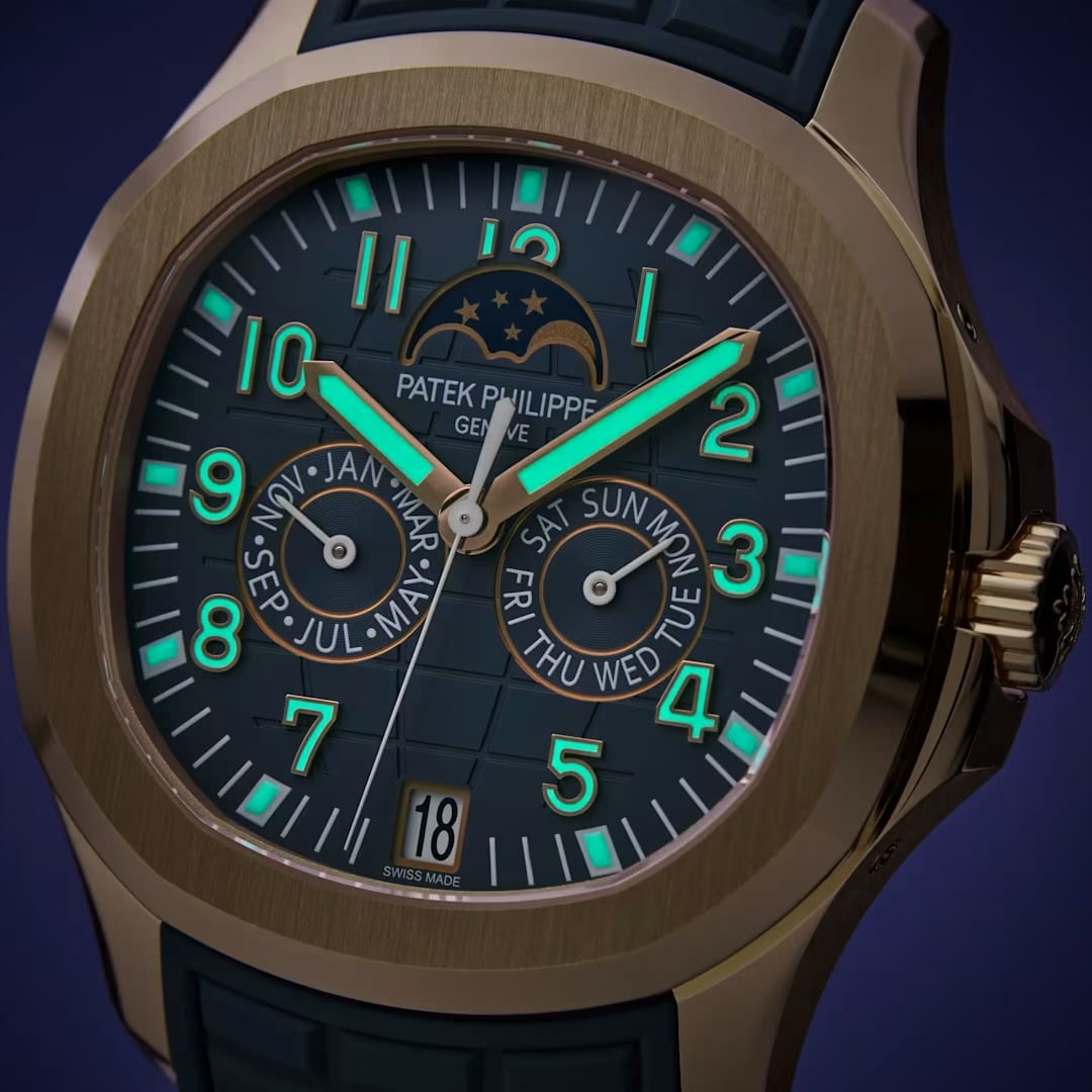 Patek Philippe Aquanaut Luce Annual Calendar Rose Gold Blue Grey Dial Ref. 5261R-001 thumbnail 11