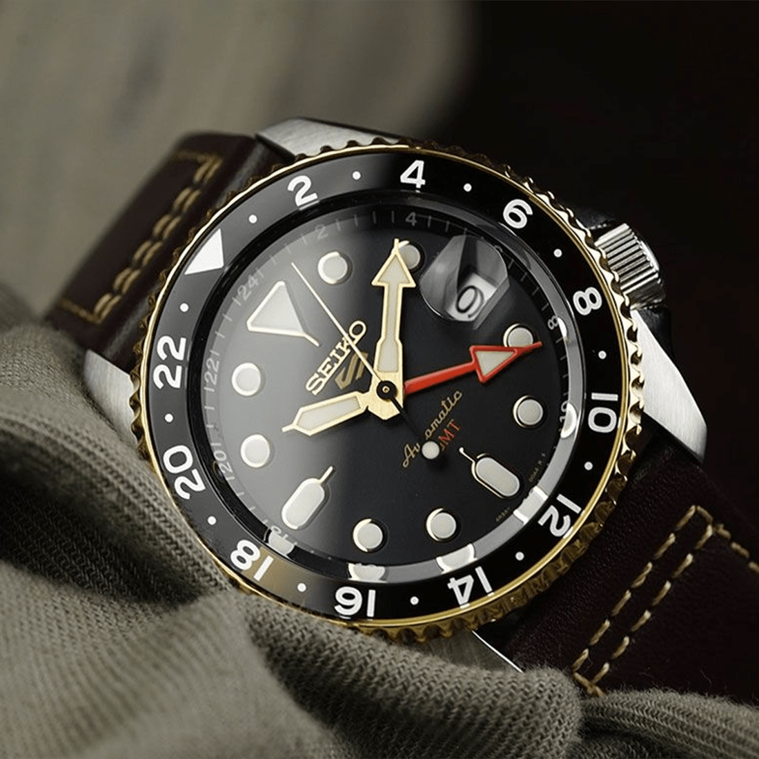 Seiko 5 Sports SKX GMT in Mocha Black Dial Watch - SSK036K1 thumbnail 6