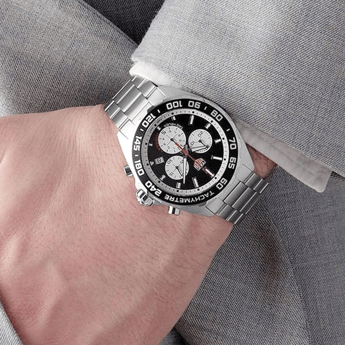 TAG Heuer Formula 1 Quartz Chronograph, 43 mm Black Dial Watch CAZ101E.BA0842 thumbnail 3