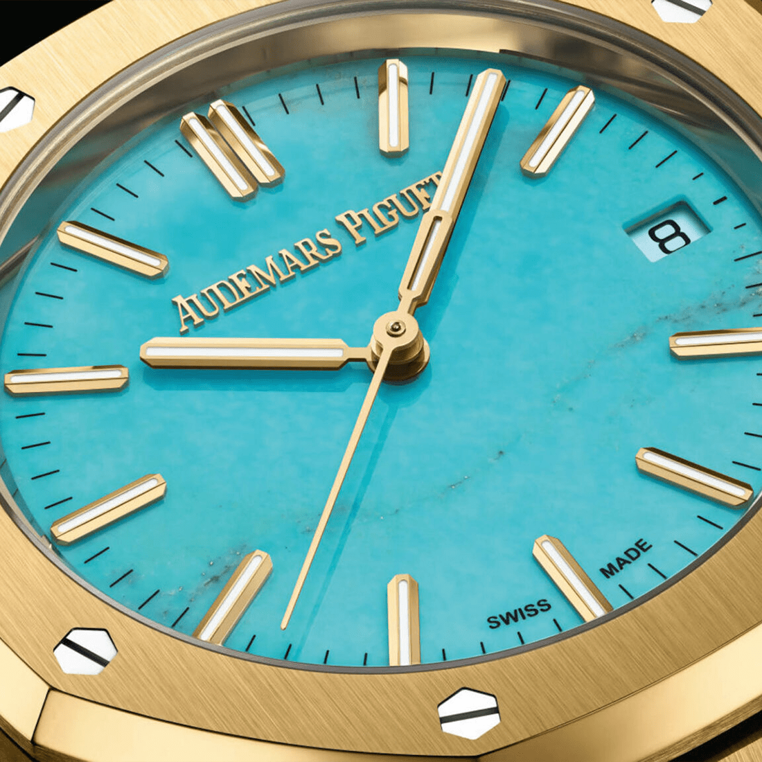 Audemars Piguet Royal Oak Selfwinding 18k Yellow Gold Watch 15550BA.OO.1356BA.01 thumbnail 2