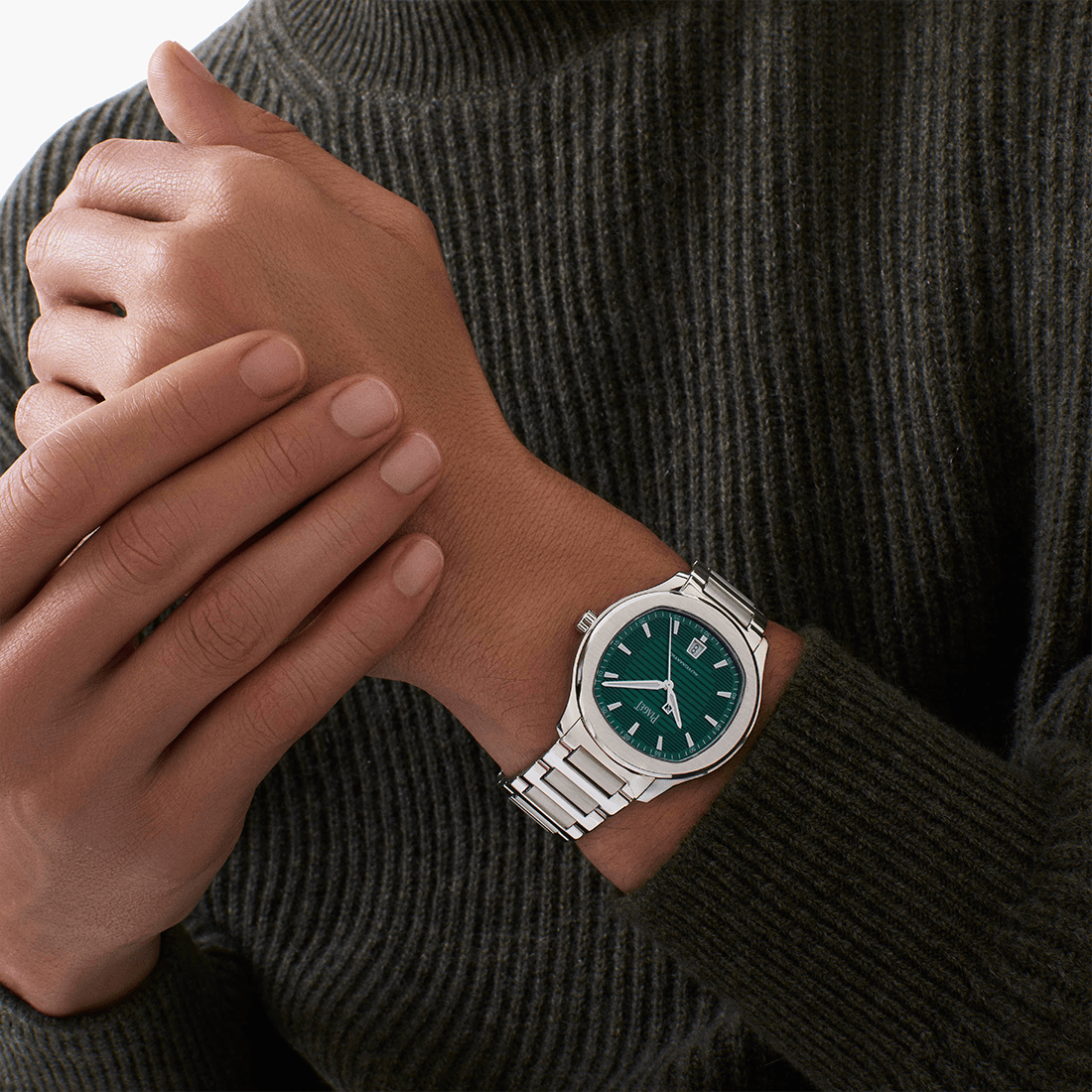 Piaget Polo Field Green Dial Stainless Steel Watch G0A49022 thumbnail 5