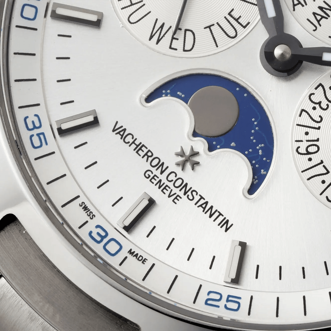 Vacheron Constantin Overseas Perpetual Calendar Ultra-Thin Mens Watch 4300V/120G-B102 thumbnail 4