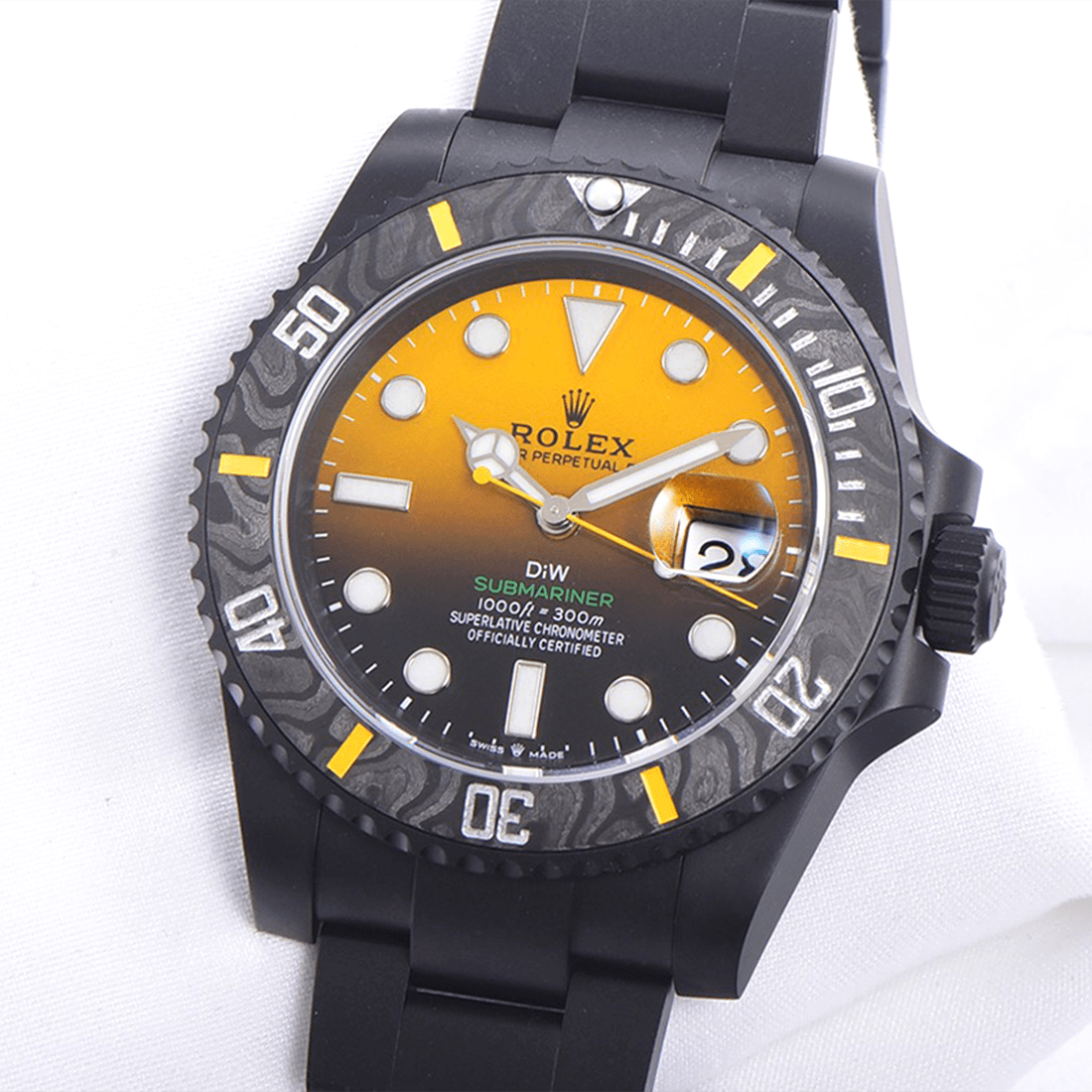 Rolex DIW Submariner Jupiter Limited Edition Black/Orange Dial Mens Watch 116610 thumbnail 3