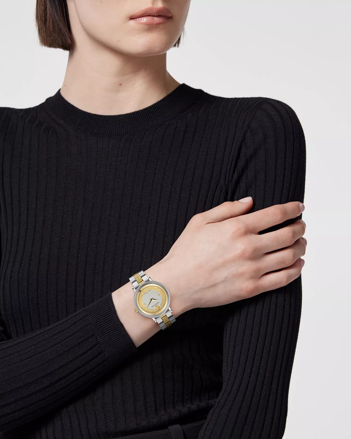 Versace Women Printed Dial and Stainless Steel Straps Analogue Watch VE7F00423 thumbnail 4