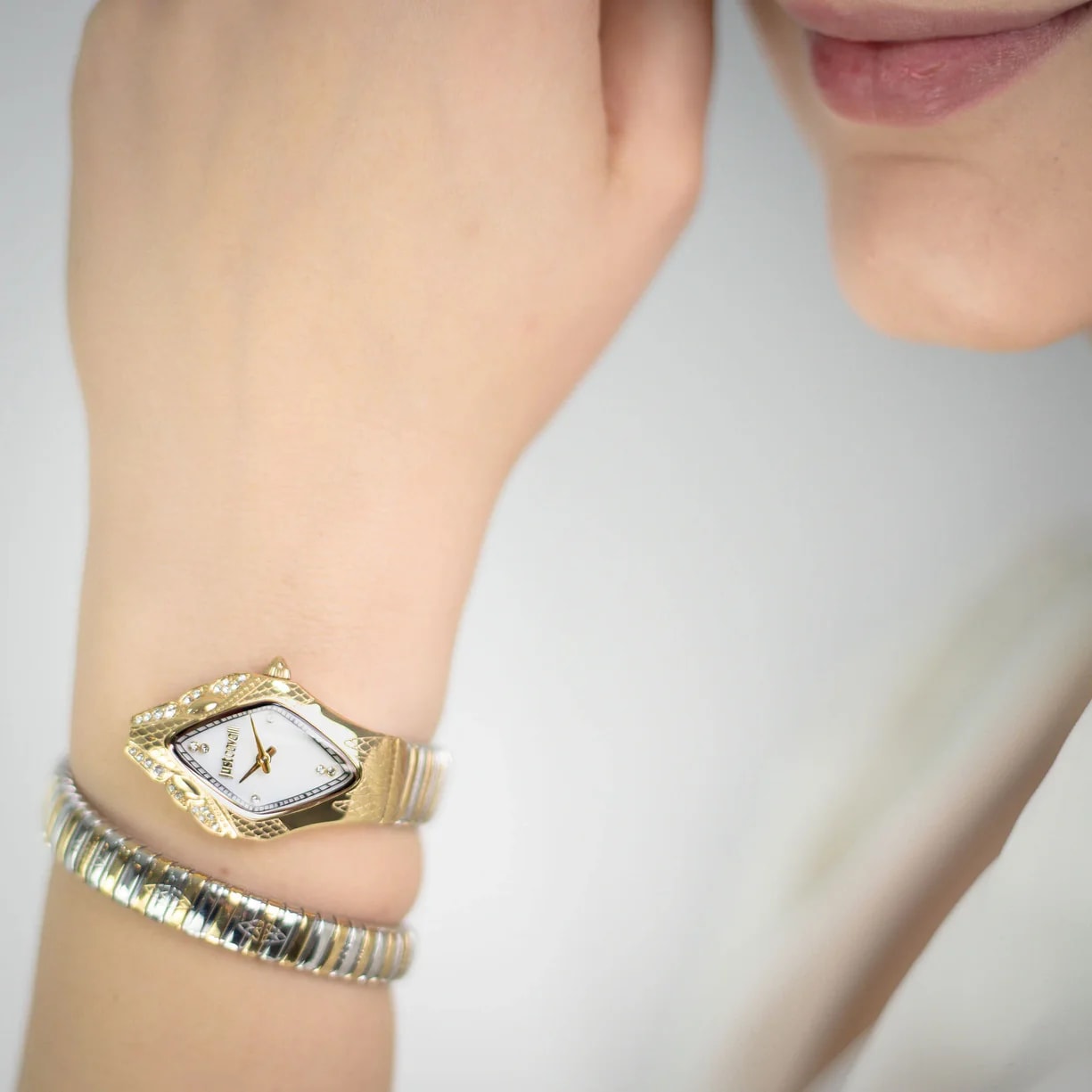 Just Cavalli Ferocious Analog Watch for Women JC1L306M0065 thumbnail 4