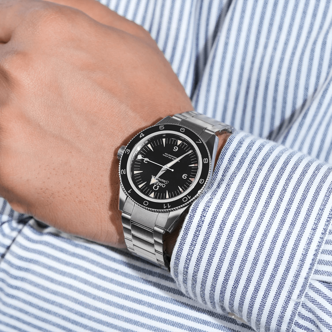 Omega Seamaster 300 "SPECTRE" Limited Edition Watch 233.32.41.21.01.001 thumbnail 8
