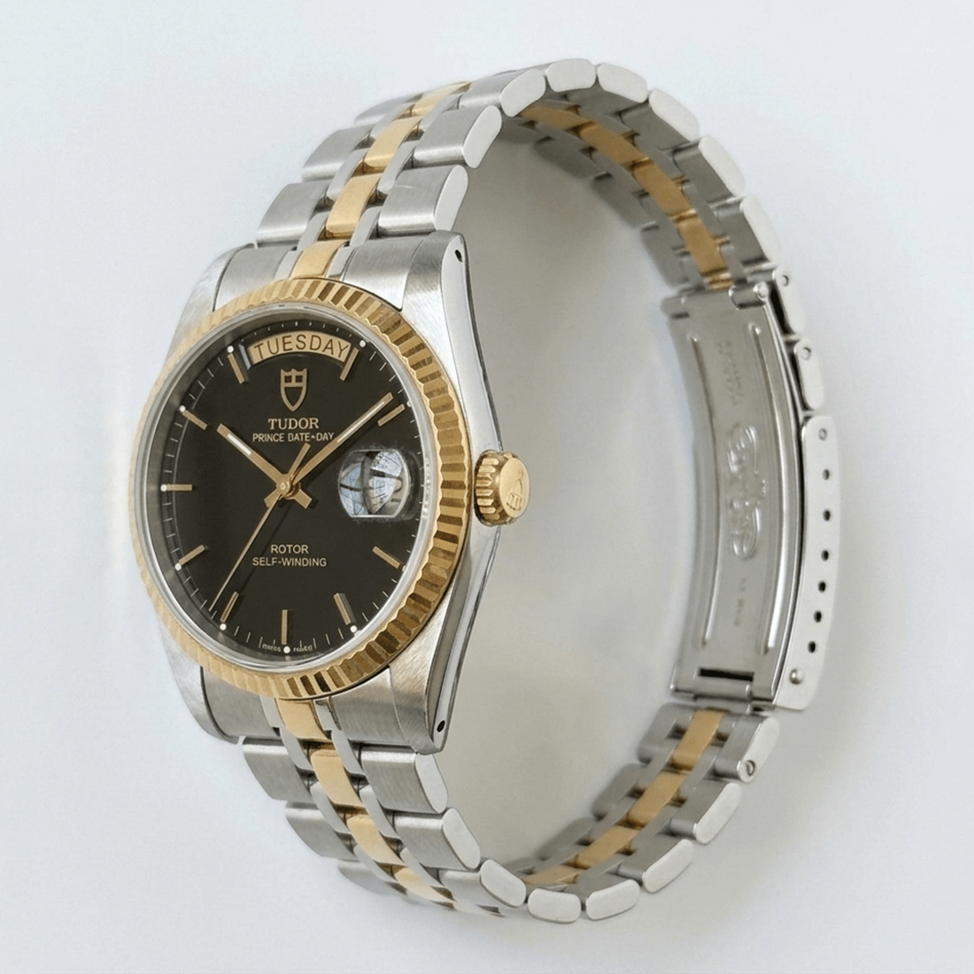 Tudor Prince Date+Day 76213 18k Gold Fluted Bezel Watch thumbnail 2
