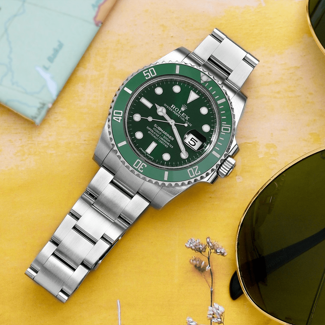 Rolex Submariner Date "Hulk" Green Dial & Bezel Watch 116610LV thumbnail 7