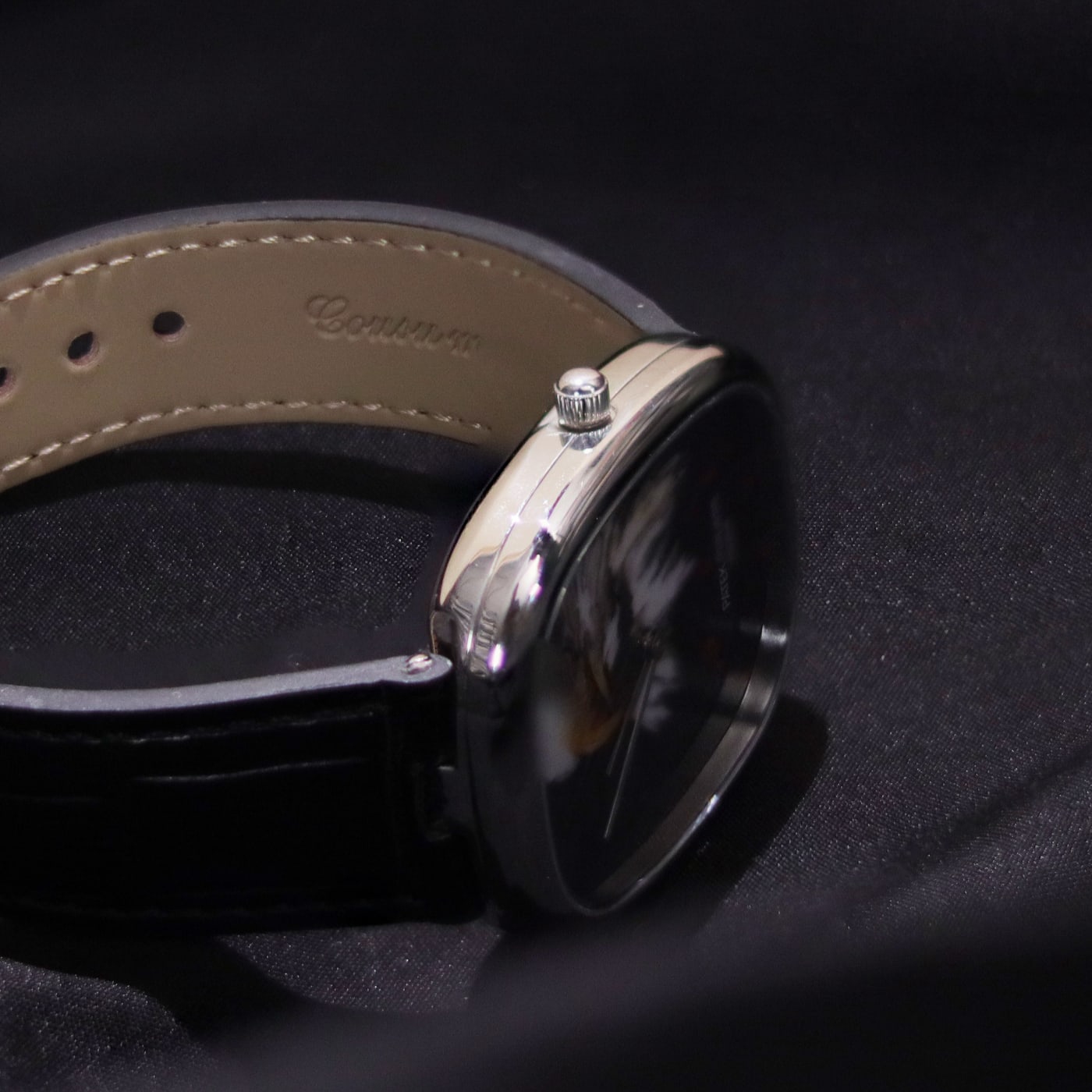 Patek Philippe Golden Ellipse "Bald Eagle", Special Edition Watch 5738/50G-029 thumbnail 3