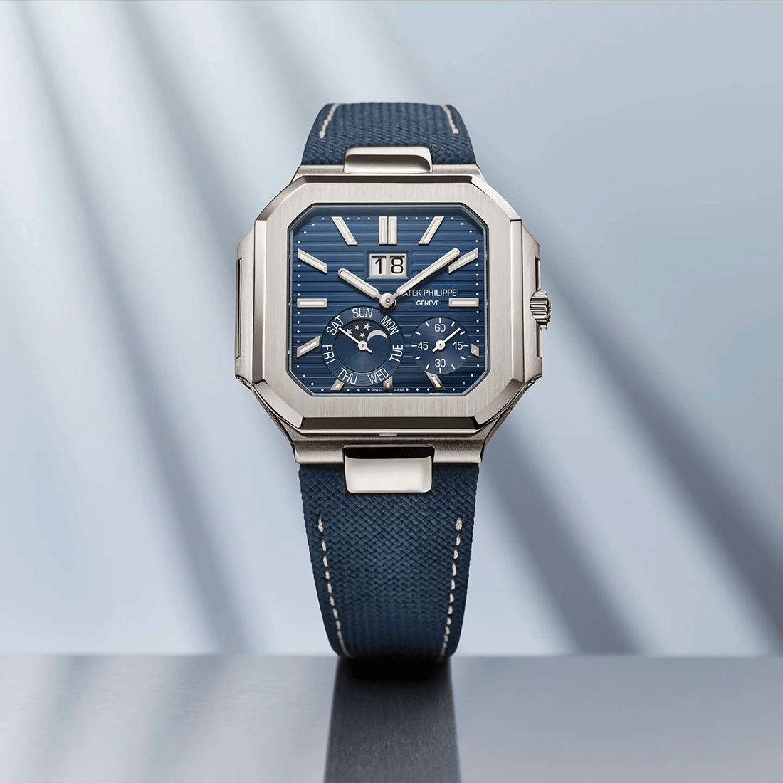 Patek Philippe Cubitus Grand Date, Day & Moon Phases 5822P-001 Navy Blue Dial Watch thumbnail 16