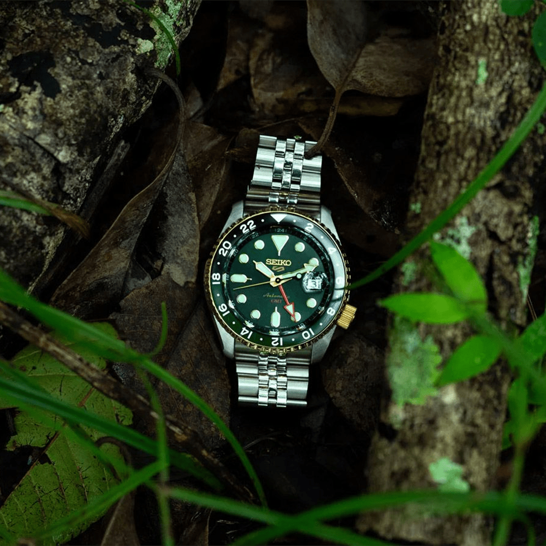 Seiko 5 Sports Forest Green Sunrise Limited Edition Watch SSK050K1 thumbnail 6