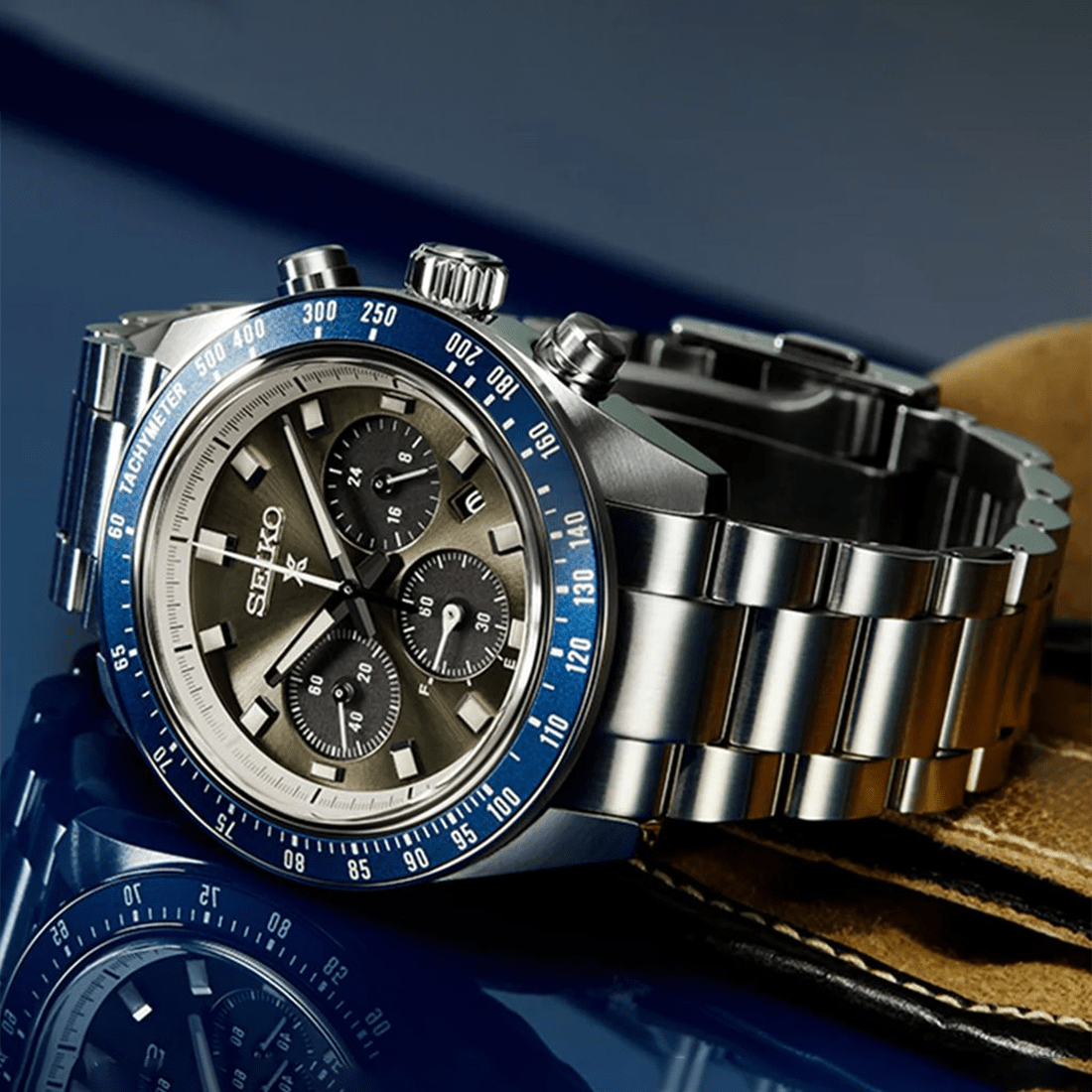 Seiko Prospex Speedtimer Solar Chronograph "Grand Touring" Watch SSC939P1 thumbnail 7