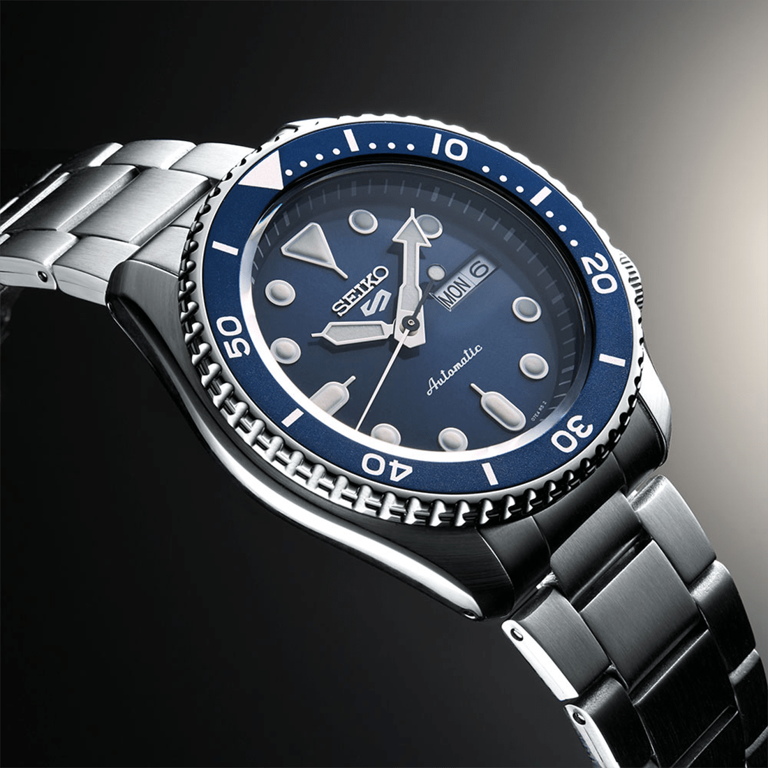Seiko 5 Sports Automatic "Sports Style" Blue Dial Watch SRPD51K1 thumbnail 2