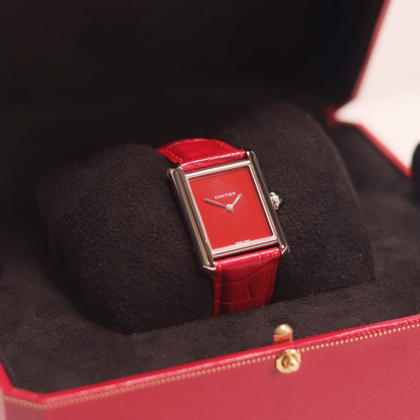Cartier Tank Must Red Dial Women Watch WSTA0054 thumbnail 5