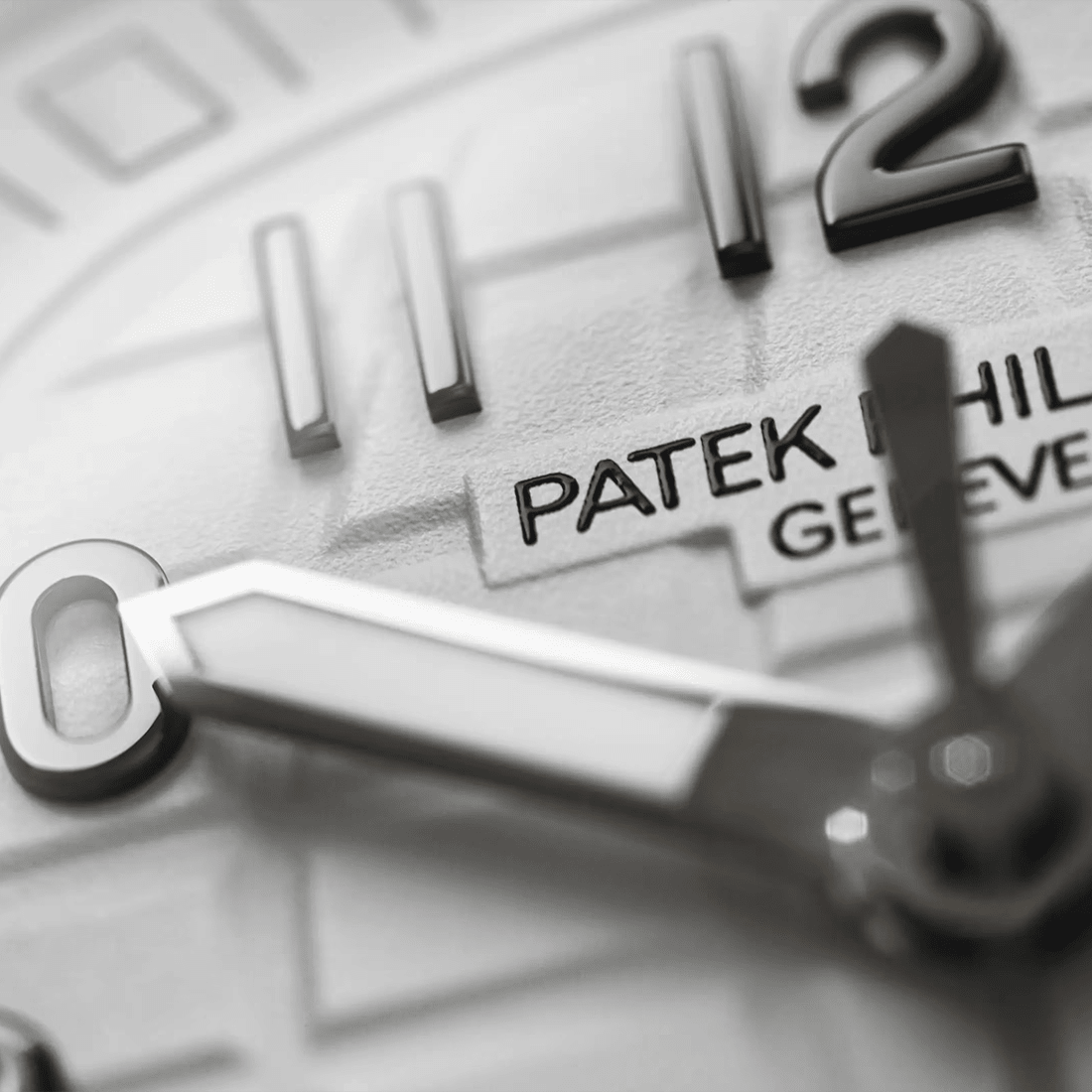 Patek Philippe Aquanaut Luce "Pure White" Stainless Steel Watch 5067A-011 thumbnail 11
