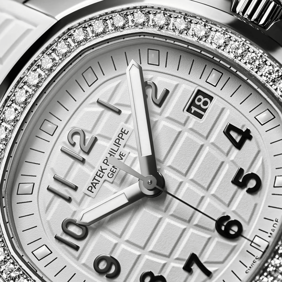Patek Philippe Aquanaut Luce "Pure White" Stainless Steel Watch 5067A-011 thumbnail 12