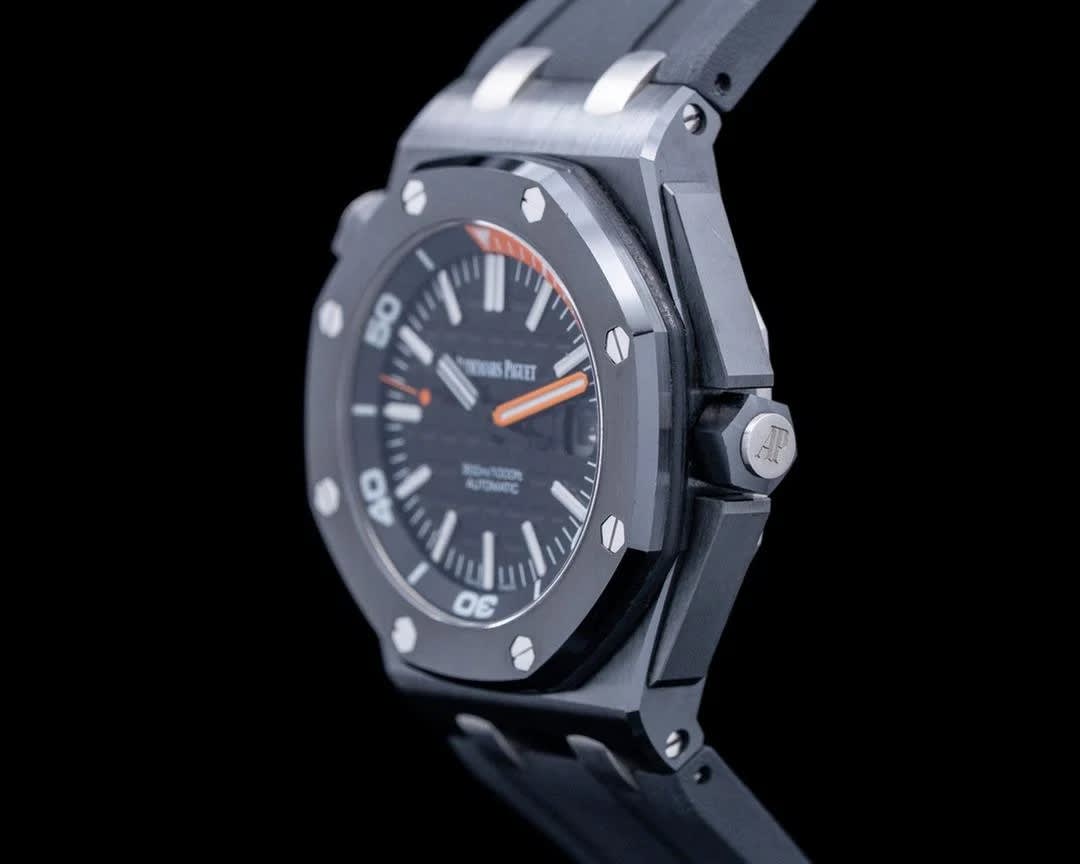 Audemars Piguet Royal Oak Offshore Diver in Black Ceramic Watch 15707CE.OO.A002CA.01 thumbnail 3