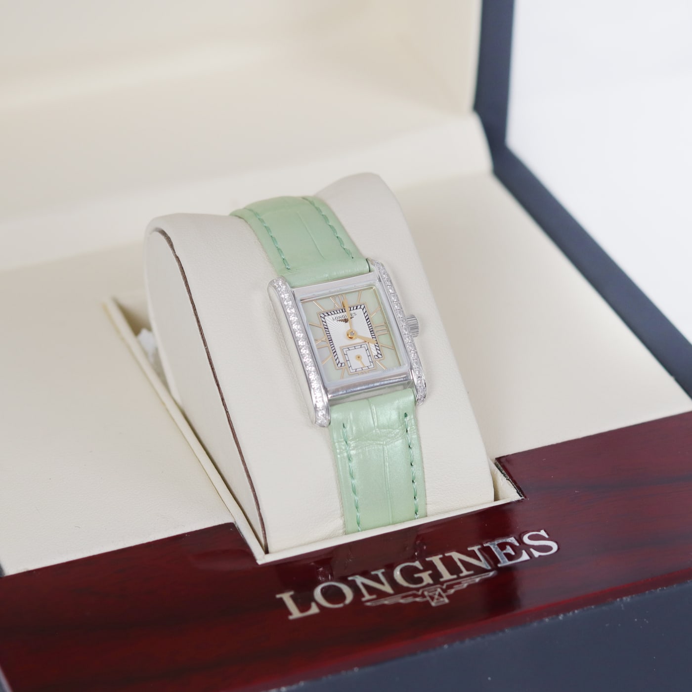 Longines Mini DolceVita Mint Green Women Watch L5.200.0.05.2 thumbnail 4