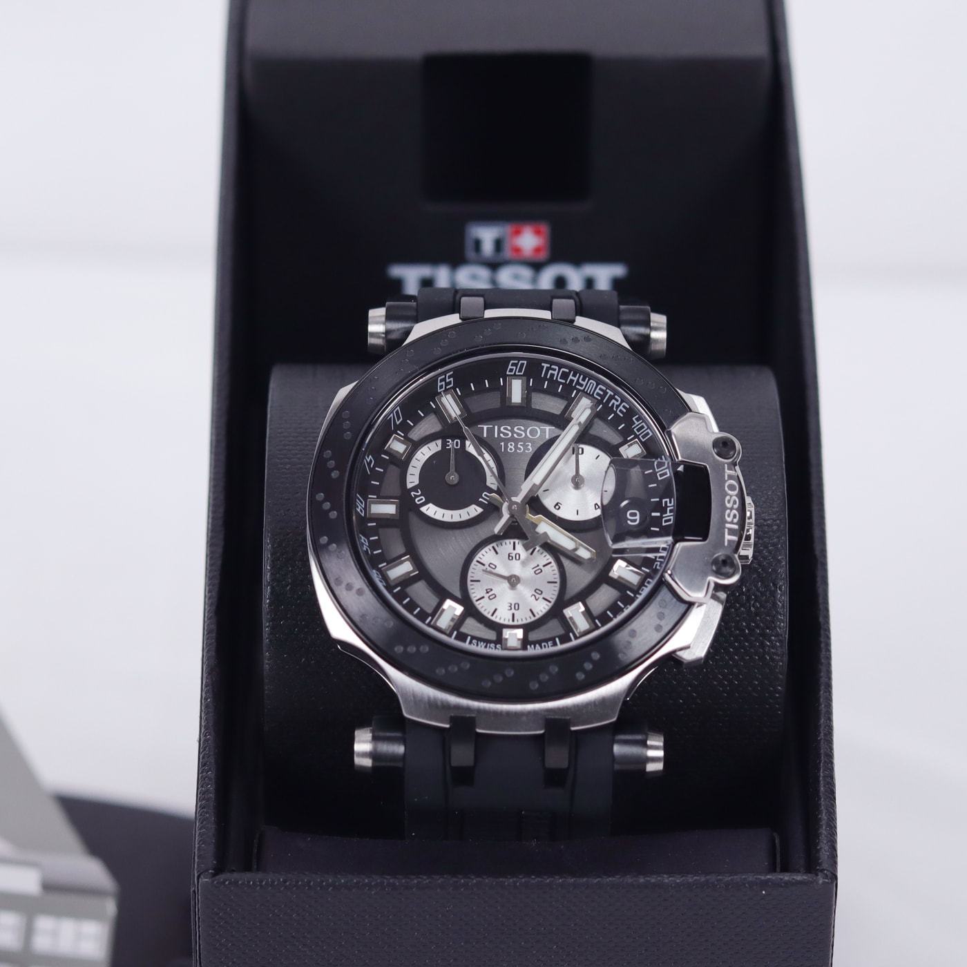 Tissot T-Race Chronograph Men 43 mm T1154172706100 thumbnail 5