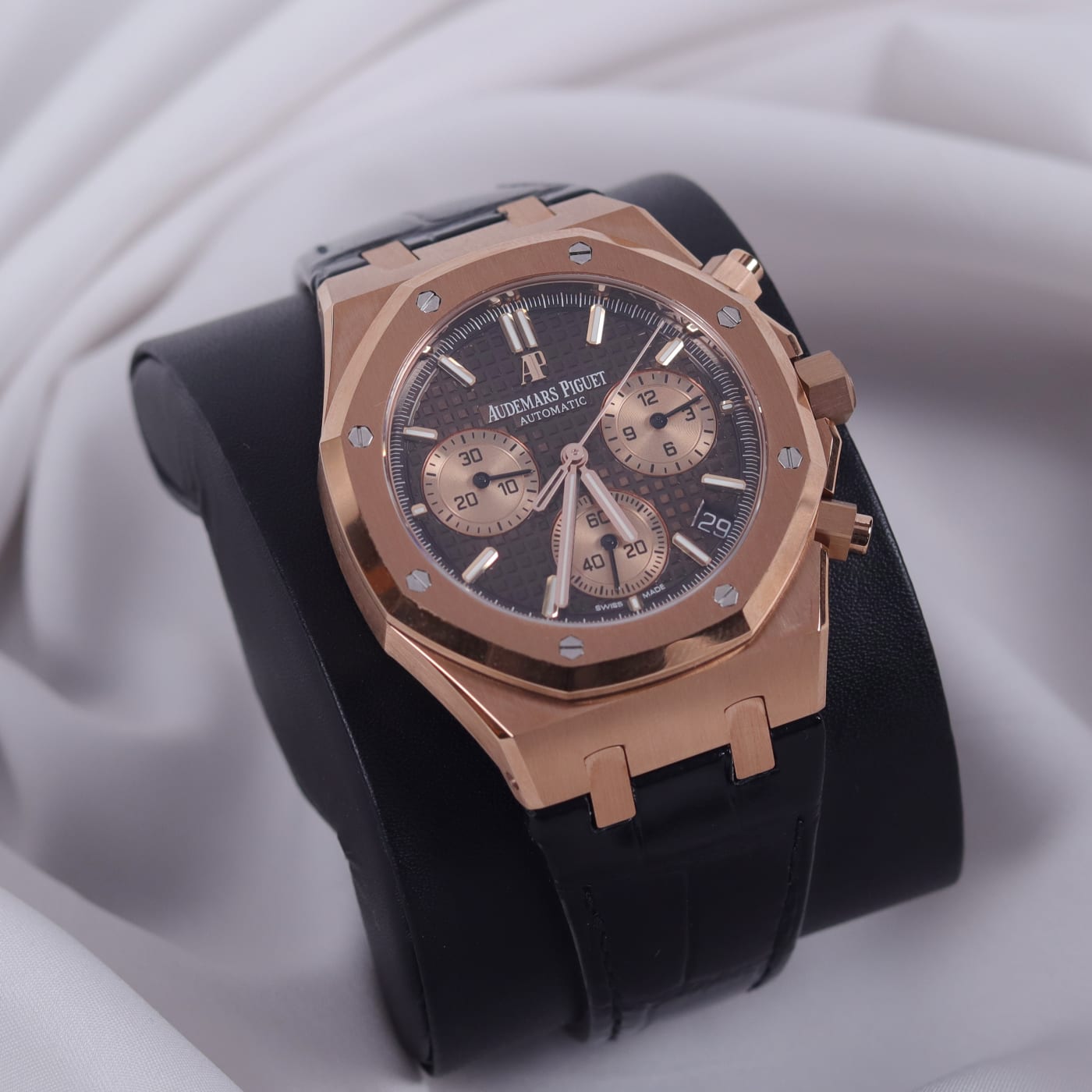 Audemars Piguet Royal Oak Selfwinding Chronograph 41MM Brown 18K Rose Gold Men's Watch 26331OR.OO.D821CR.01 thumbnail 6
