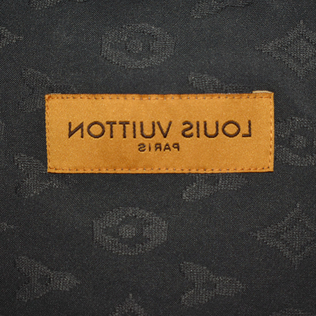 Louis Vuitton Grey Premium Quality Half Sleeve T-shirt-4