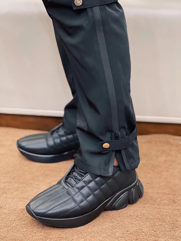 PREMIUM QUALITY SNEAKRS-4