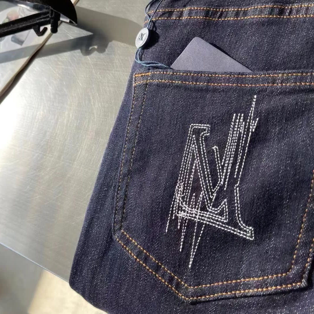 Louis Vuitton Blue Premium Quality Jeans-3